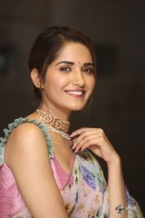 Ruhani Sharma at Hit Movie Pre Release Event